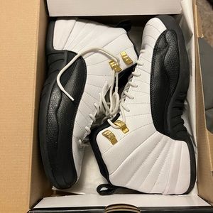 Jordan 12 Retro size 7Y